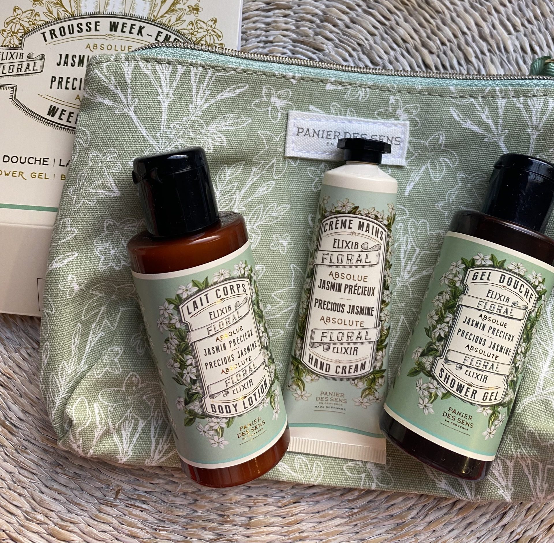 Crema manos Leche corporal Gel ducha Jazmin Panier des Sens scaled e